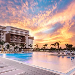 4* Resort Embassy By Hilton Aruba